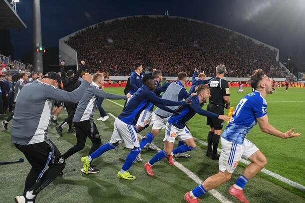 Fotbalisté Sigmy se radují z pohárového vítězství v minulém ročníku Fotbalisté Sigmy se radují z pohárového vítězství v minulém ročníku