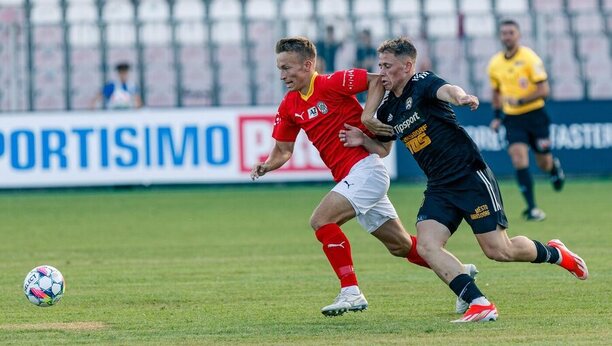 Zápas mezi Zbrojovkou Brno a Varnsdorfem