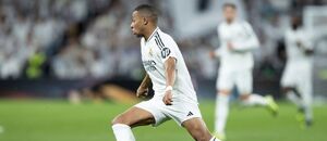 Kylian Mbappé během utkání s Barcelonou, 11. kolo La Ligy