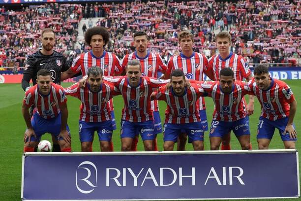 Fotbalisté Atlética Madrid před utkáním s Deportivem Alavés