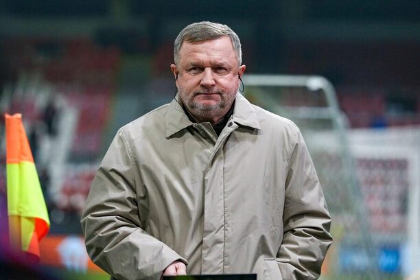 Pavel Vrba v Plzni na zápase s Manchesterem United