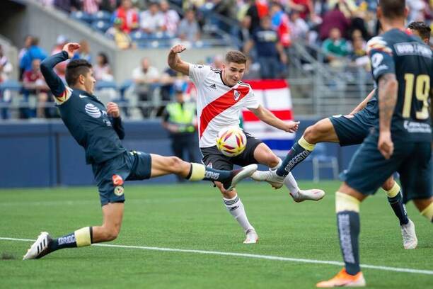 Julián Álvarez dokázal vstřelit šest gólů v utkání Copa Libertadores