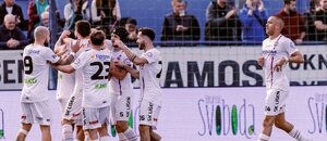 Fotbalisté Líšně se radují z gólu do sítě Vlašimi Fotbalisté Líšně se radují z gólu do sítě Vlašimi