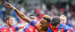 Fotbalisté Plzně slaví výhru nad Jabloncem, 5. kolo nadstavby Chance Ligy 2024–25 Fotbalisté Plzně slaví výhru nad Jabloncem, 5. kolo nadstavby Chance Ligy 2024–25