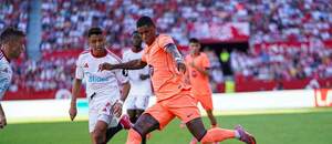 Marcus Rashford (v oranžovém) byl jediným střelcem Barcelony v minulém kole proti Seville Marcus Rashford (v oranžovém) byl jediným střelcem Barcelony v minulém kole proti Seville